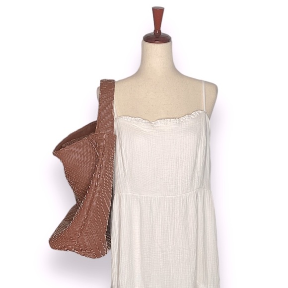 NWOT DEUX LUX Brown Woven Vegan Leather Large Hobo Shoulder Bag - Picture 2 of 8